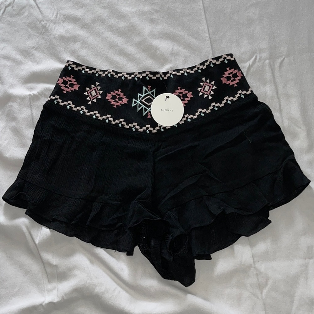 Brand new EN CREME women’s shorts